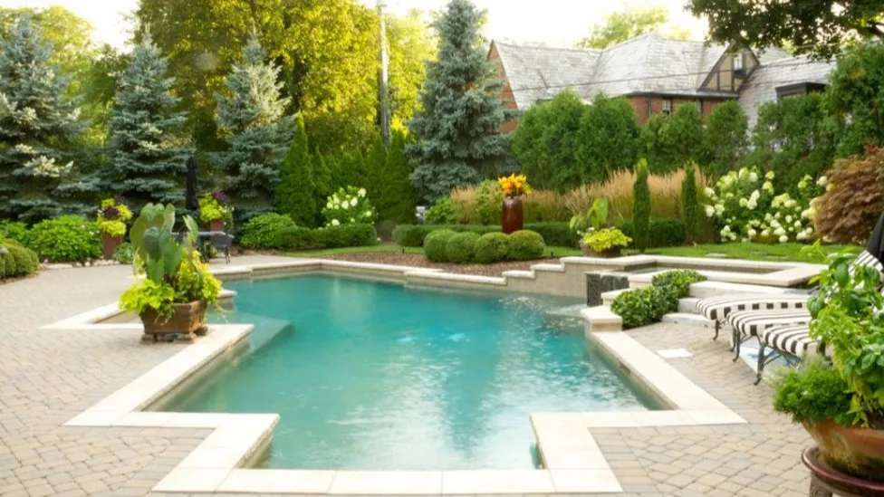 Swimming pool construction and Najo landscaping