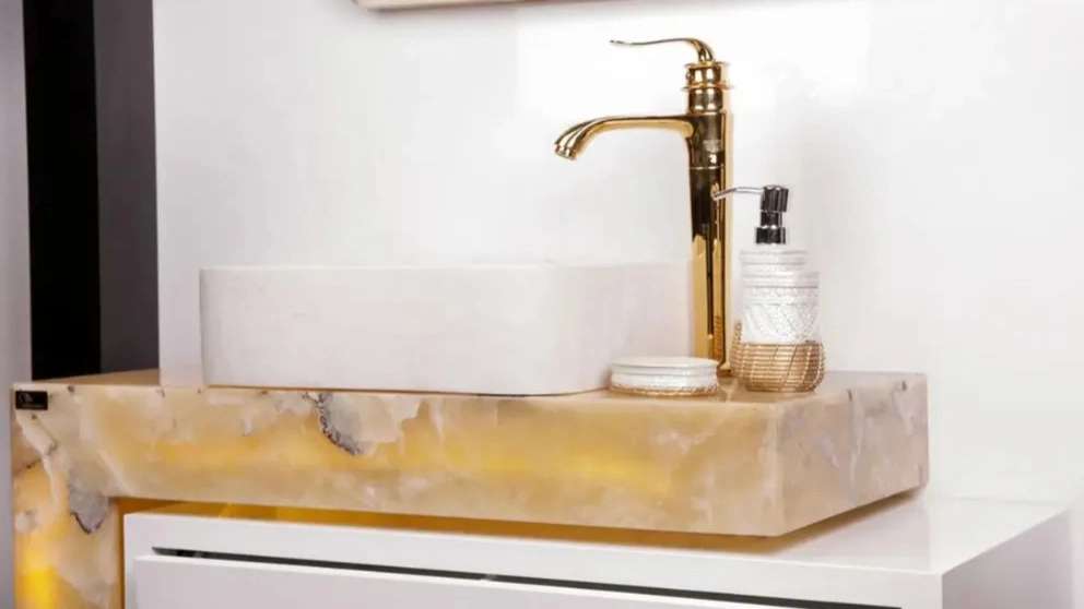 Najmi stone vanity