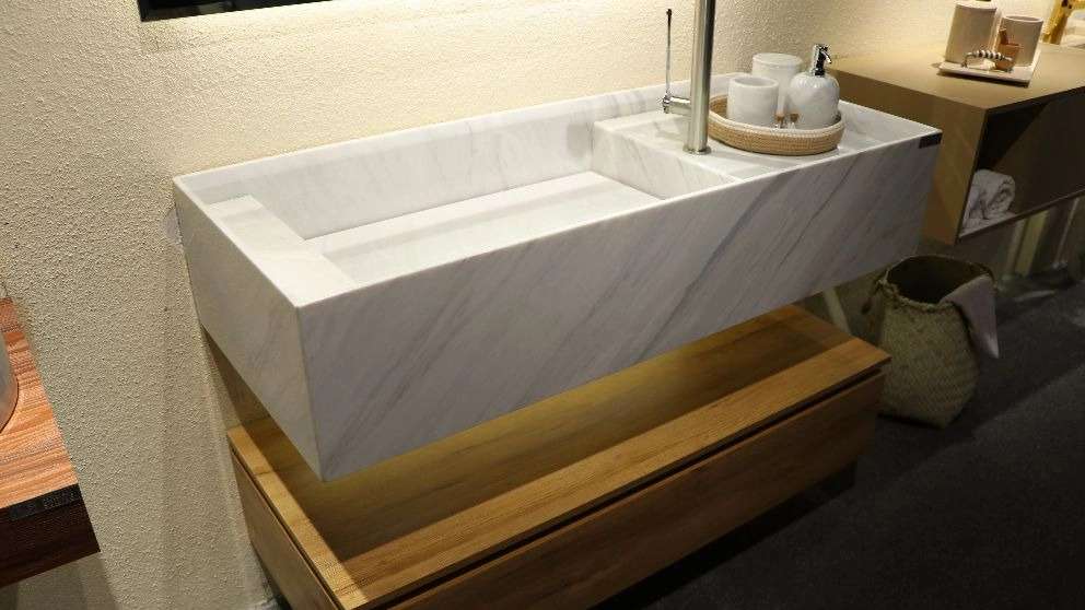 Najmi stone vanity