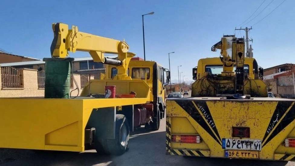 Mehran crane in Shahrekord