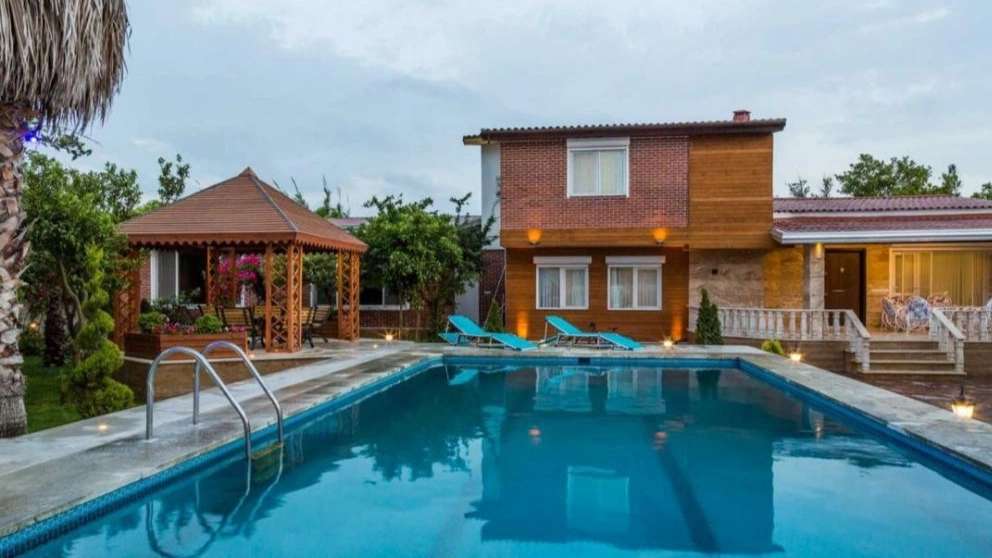Abbasi pool villa for rent
