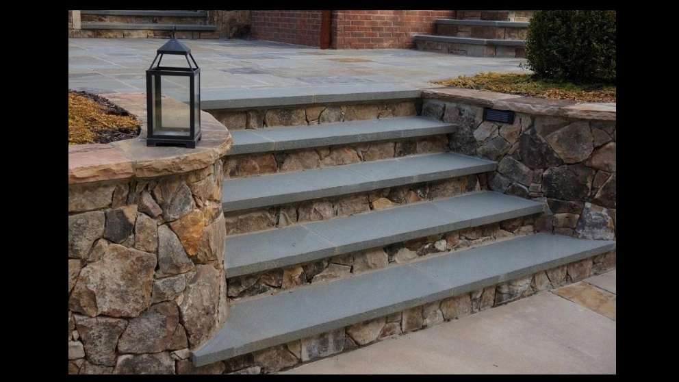 Sale of building stones for stairs