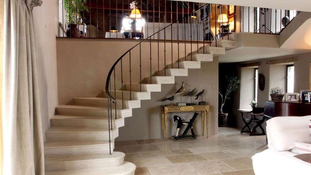 Sale of building stones for stairs