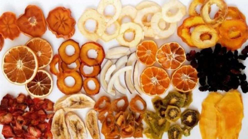 Qaisi plums and Mousavi dried fruit
