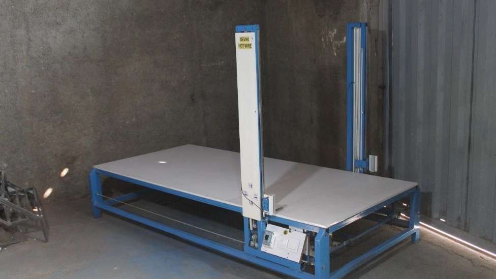 Foam coating machine