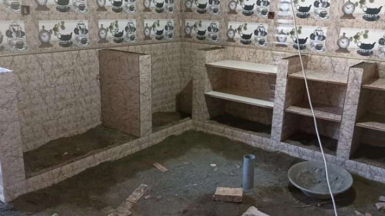 Peasant tiling