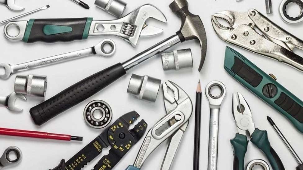Industrial and construction tools