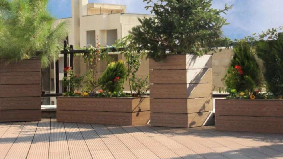 Green space and plastic wood of Chobam