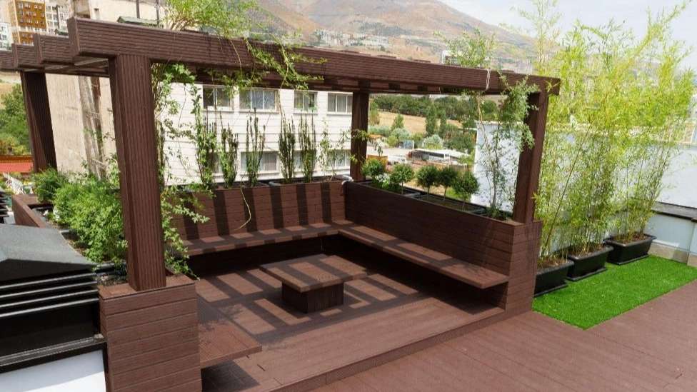 Green space and plastic wood of Chobam