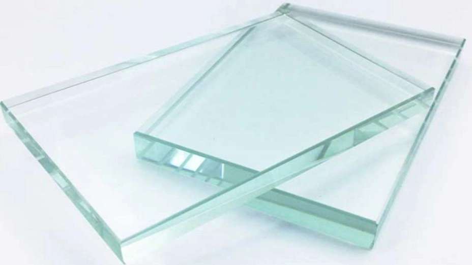 Production and export of Nosratnia glass