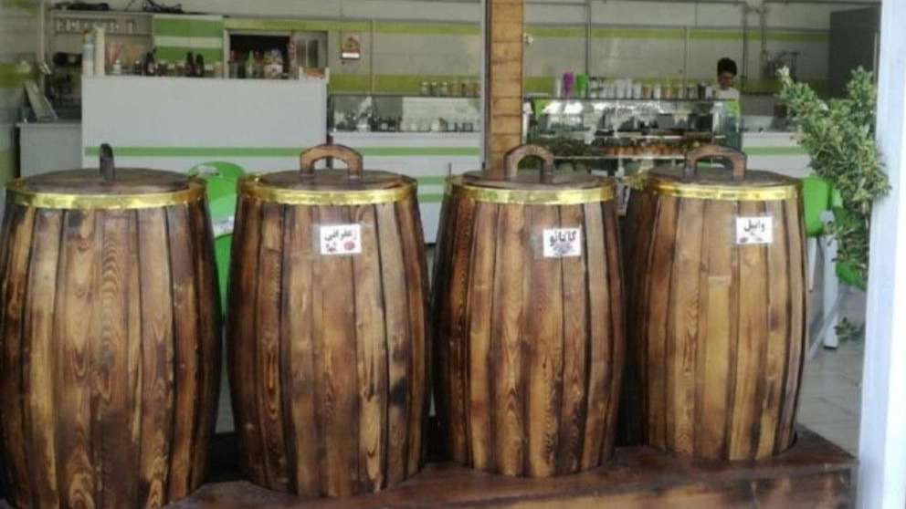 Salehi wooden freezer production