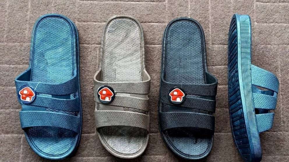 Production and sale of patience shoes