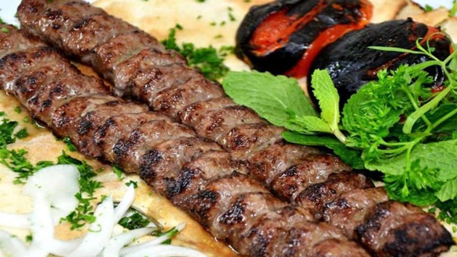 Valiasr örnek restoranı