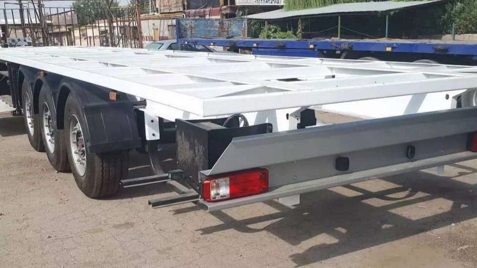 Innovative container builders