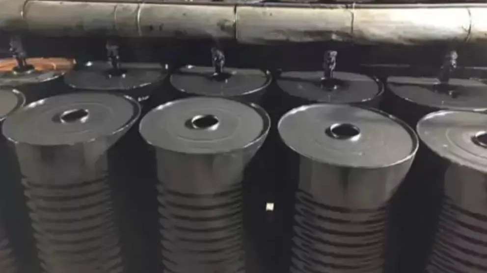 Isogam bitumen and cream insulation