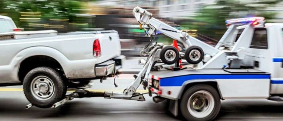 Naqsh Jahan highway emergency vehicle