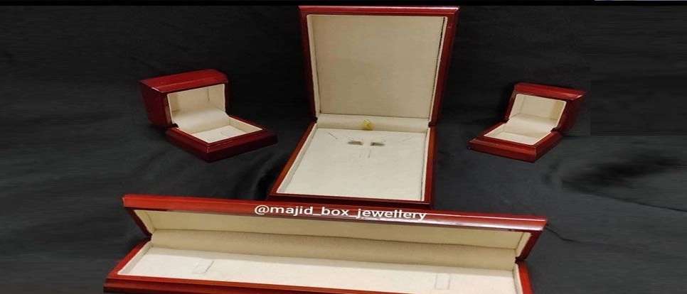 Rezaei's jewelry box