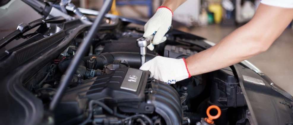 Saman specialized car repair shop