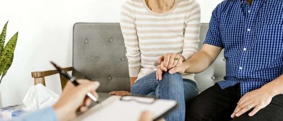 Arzoogharbani marriage counselor