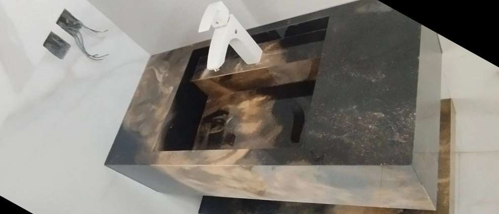 Ceramic sink