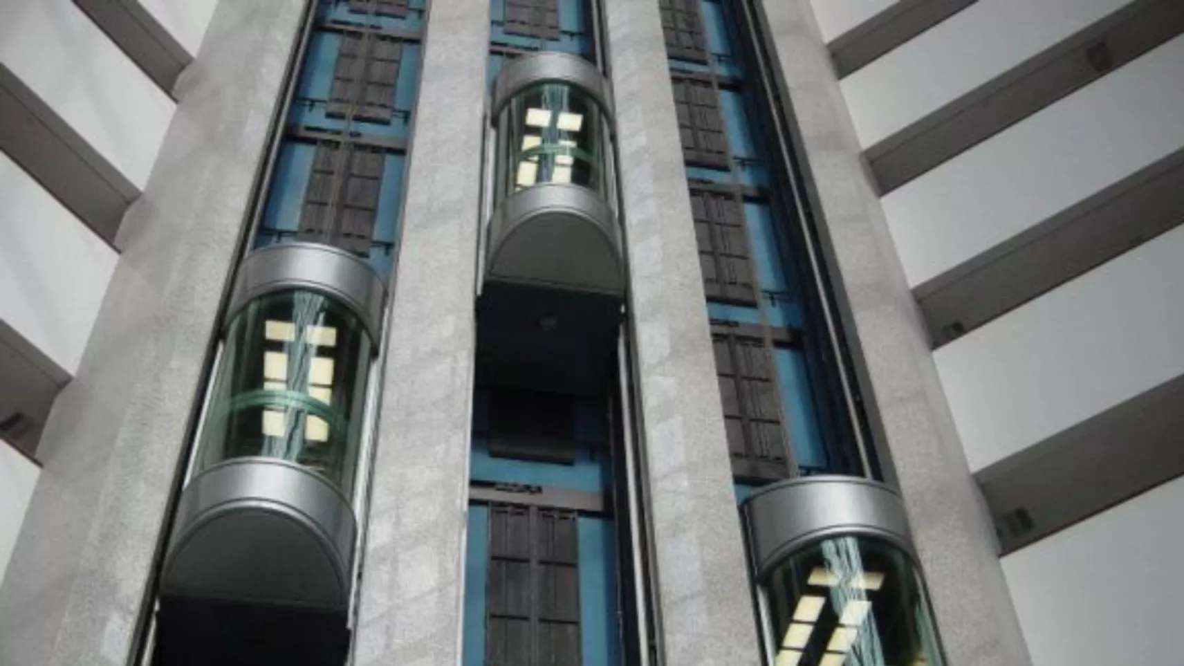 Plus cabin elevator