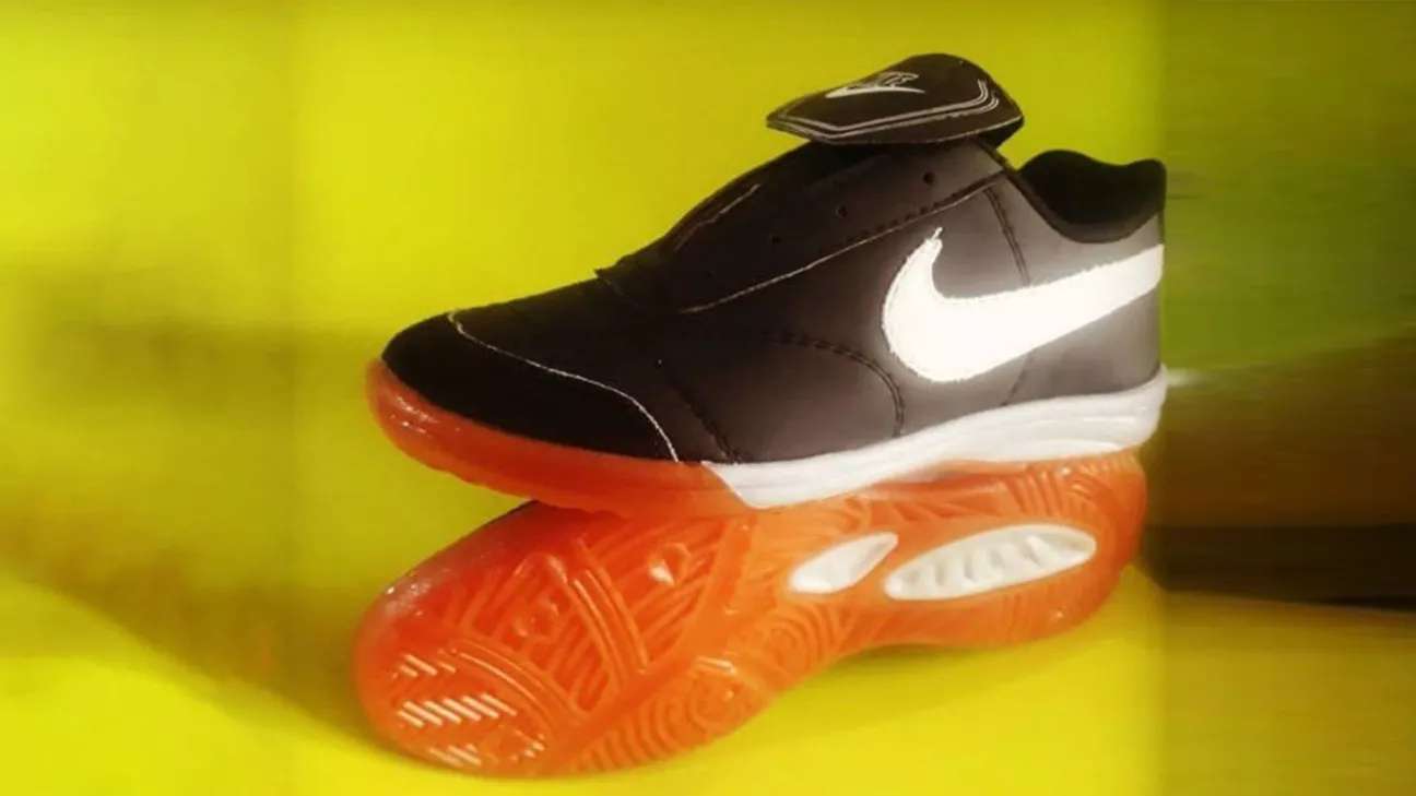 Production of Madadi sports shoes in Tabriz