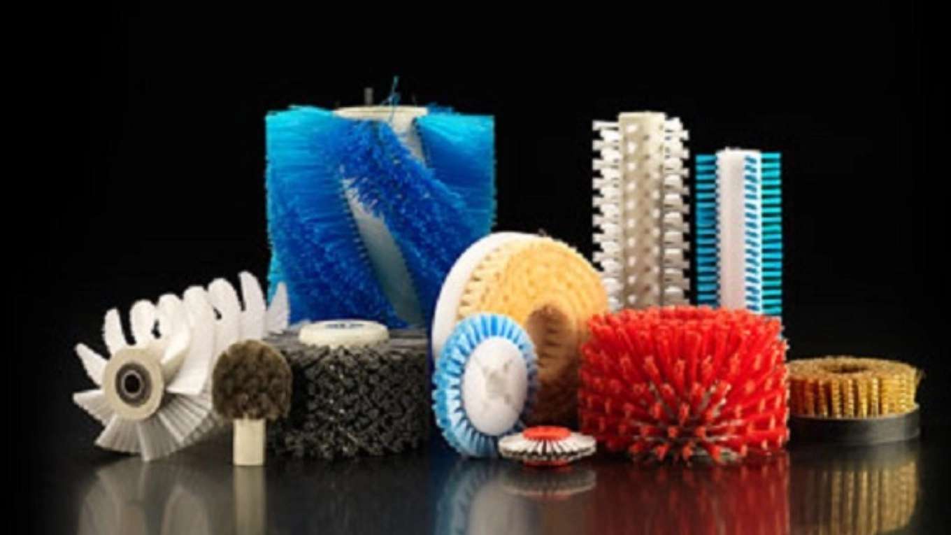 Shams brush and brush