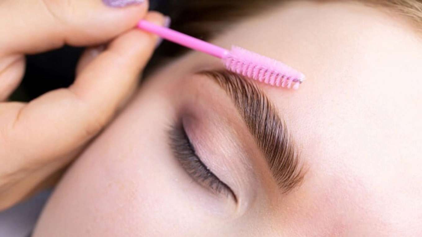 Eyelash and eyebrow lift and laminate