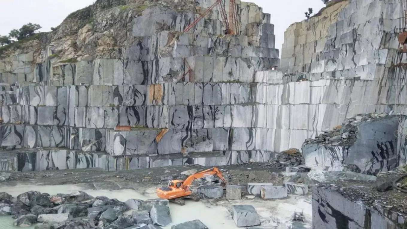 Alvand Rezaei Stone Mining Group