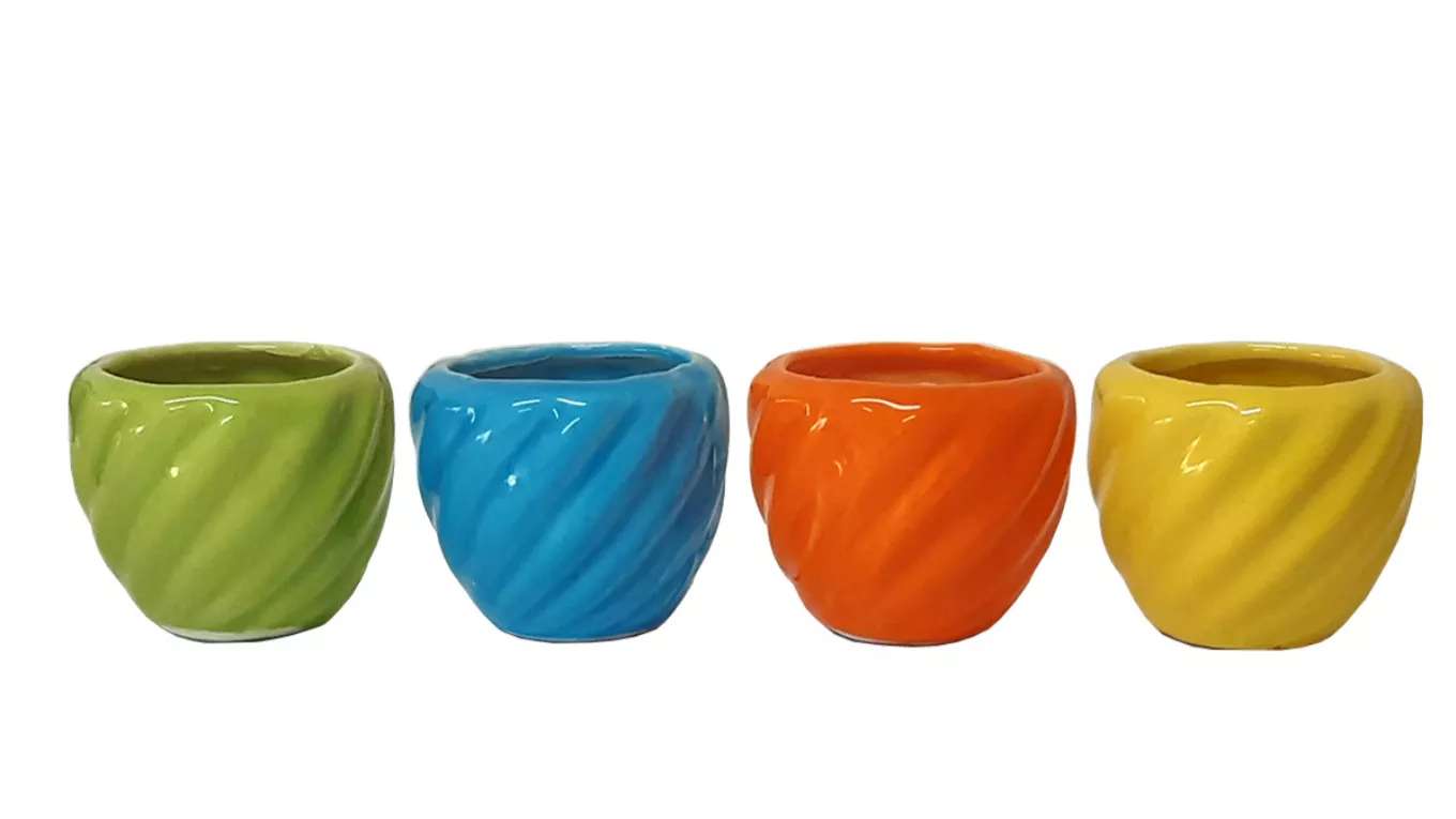 Ceramic pots