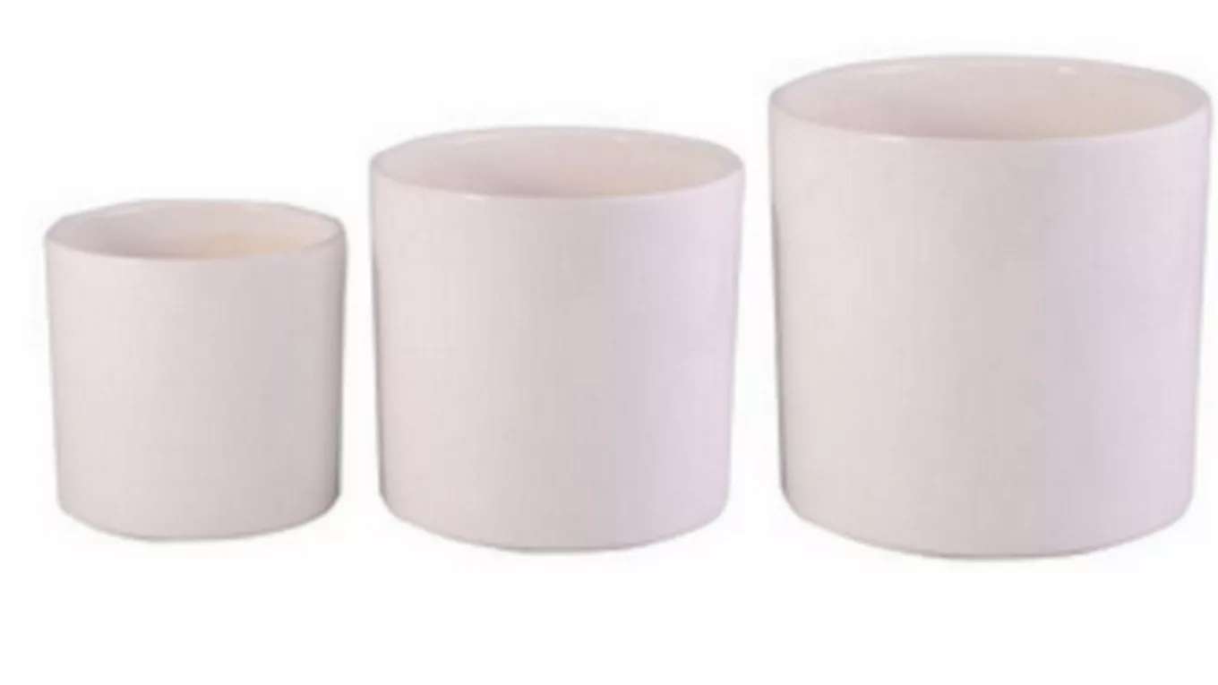 Ceramic pots