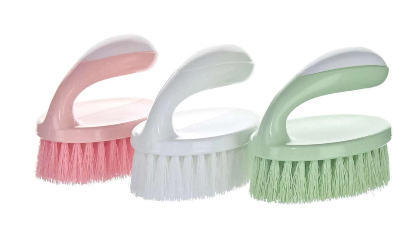 Shams brush and brush