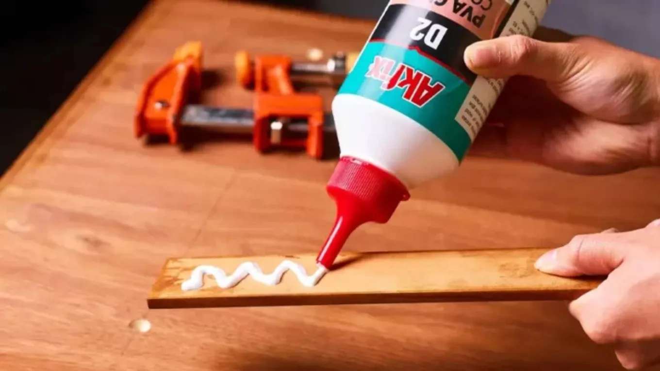 Green wood glue production