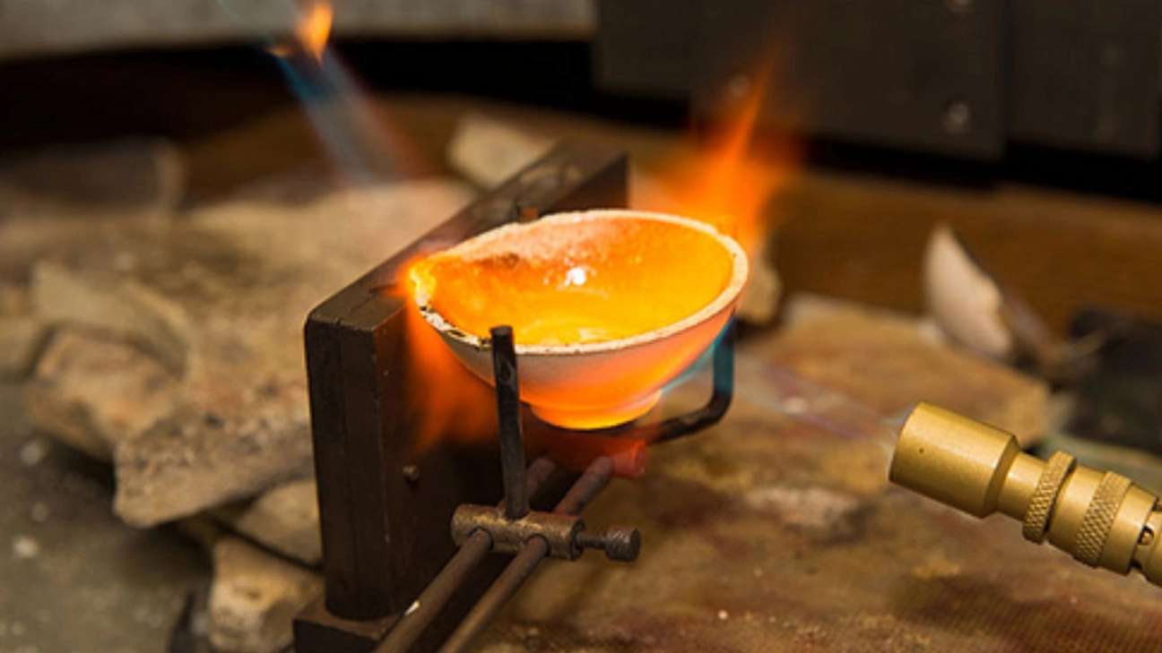 Melting of light metals