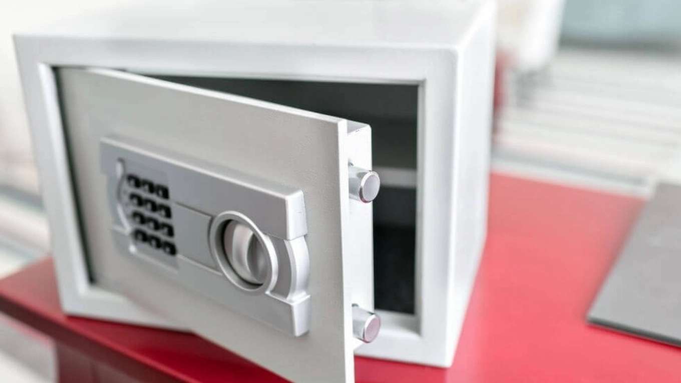 Central Safe Store