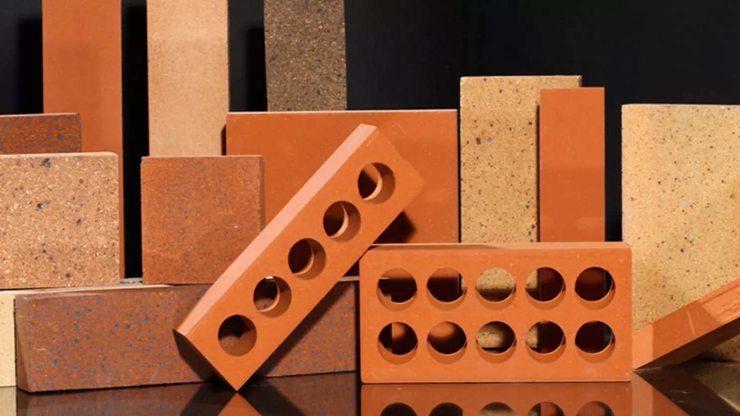 Alavi brick and pottery factory