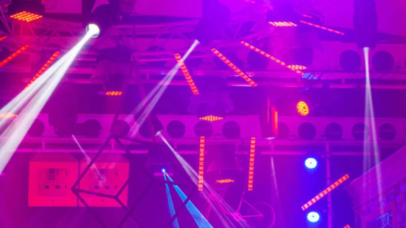 Rental of Kian Ceremonies band