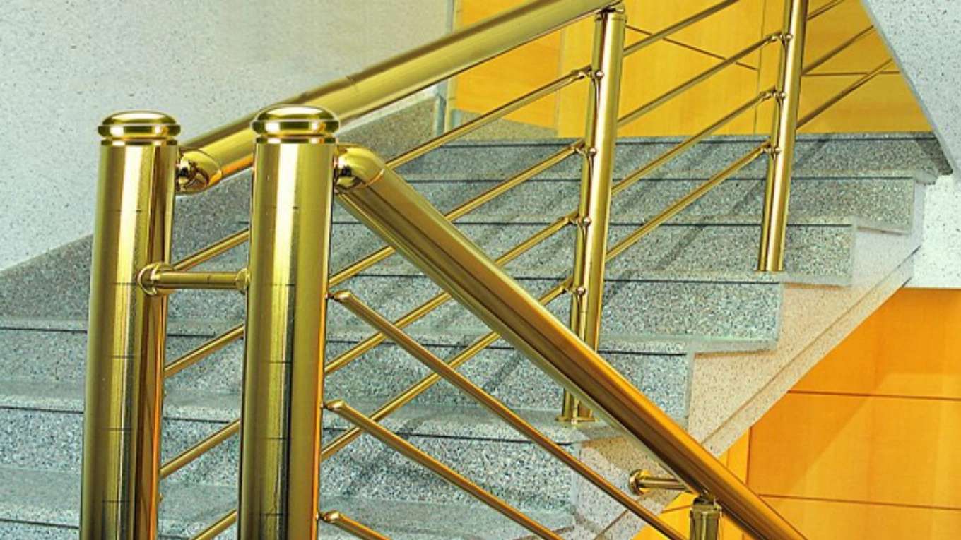 Steel fences and guards