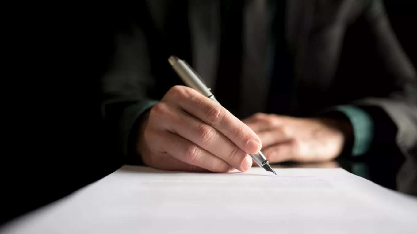 Olka real estate transaction office