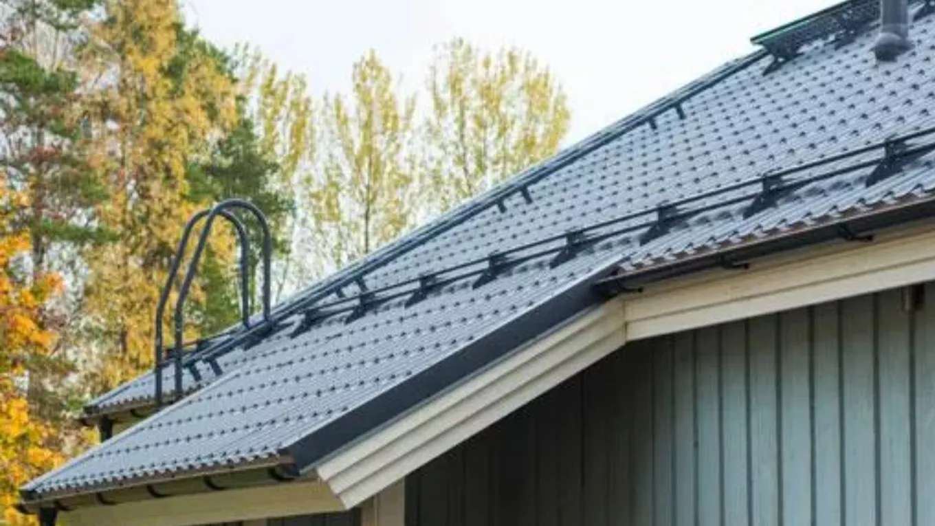 Implementation of modern Virakar roof