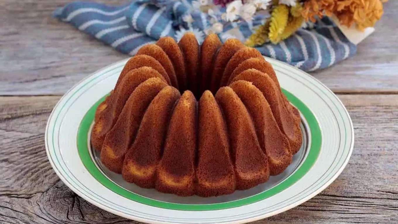 Selling all kinds of Sarah's homemade cakes