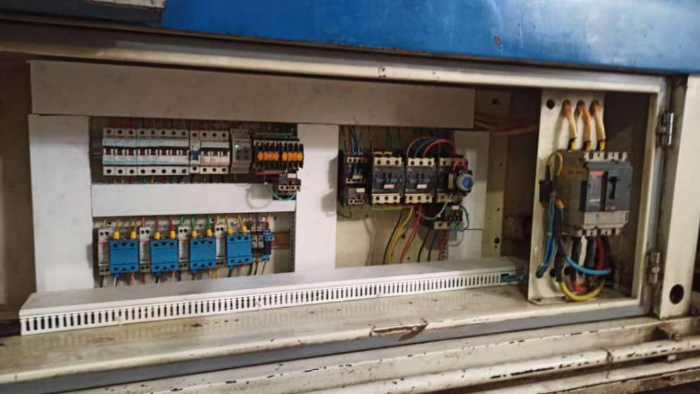 Parsa Electronic PLC device