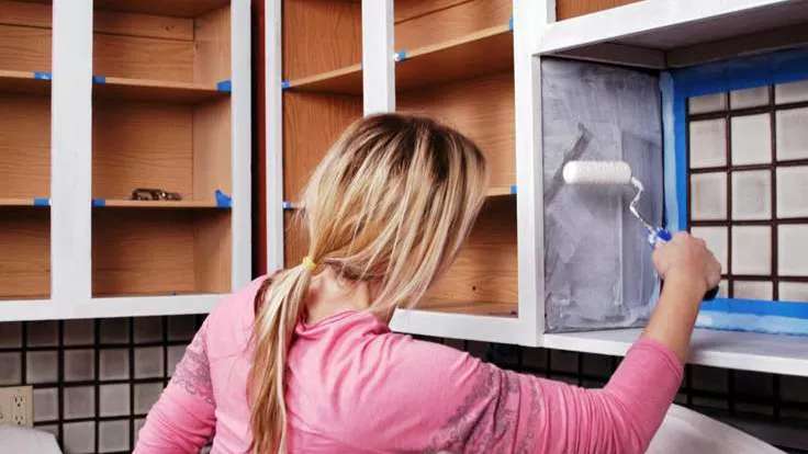 Painting cabinet parts