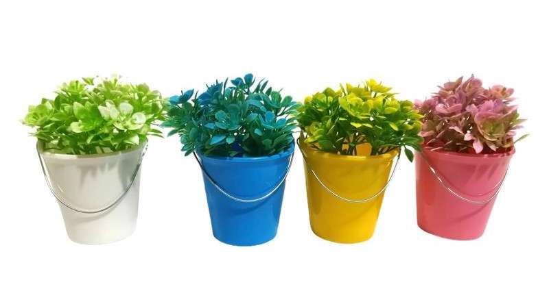 Avan plastic pot