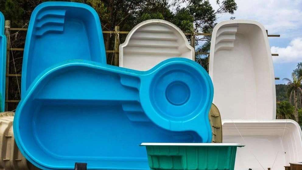 Concrete and prefabricated pool in Nooranjad