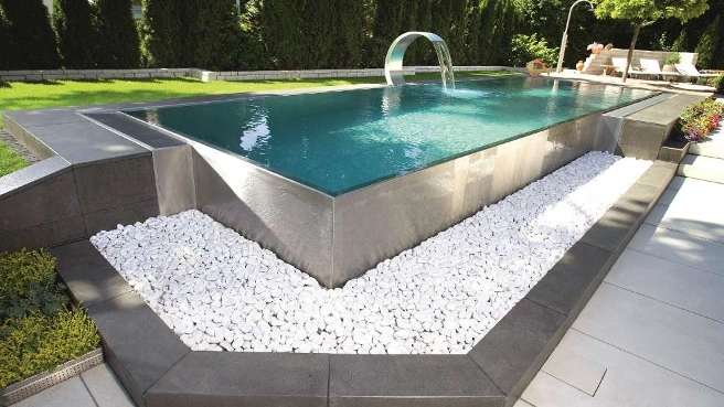 Jozi Nain One pool