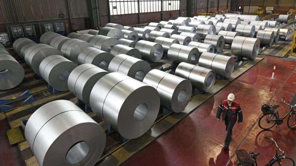 Rolling work of Iran Makhzon