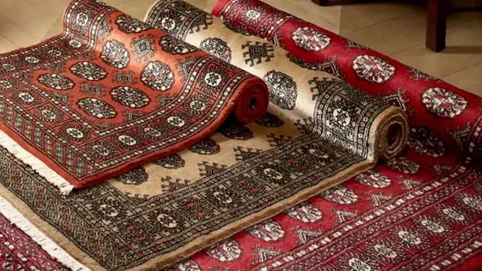 Carpets and rugs of the lasting city
