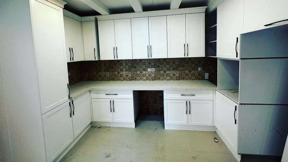 الكوارتز والماس كورين في بابل