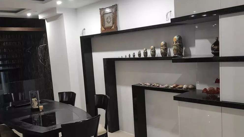 الكوارتز والماس كورين في بابل